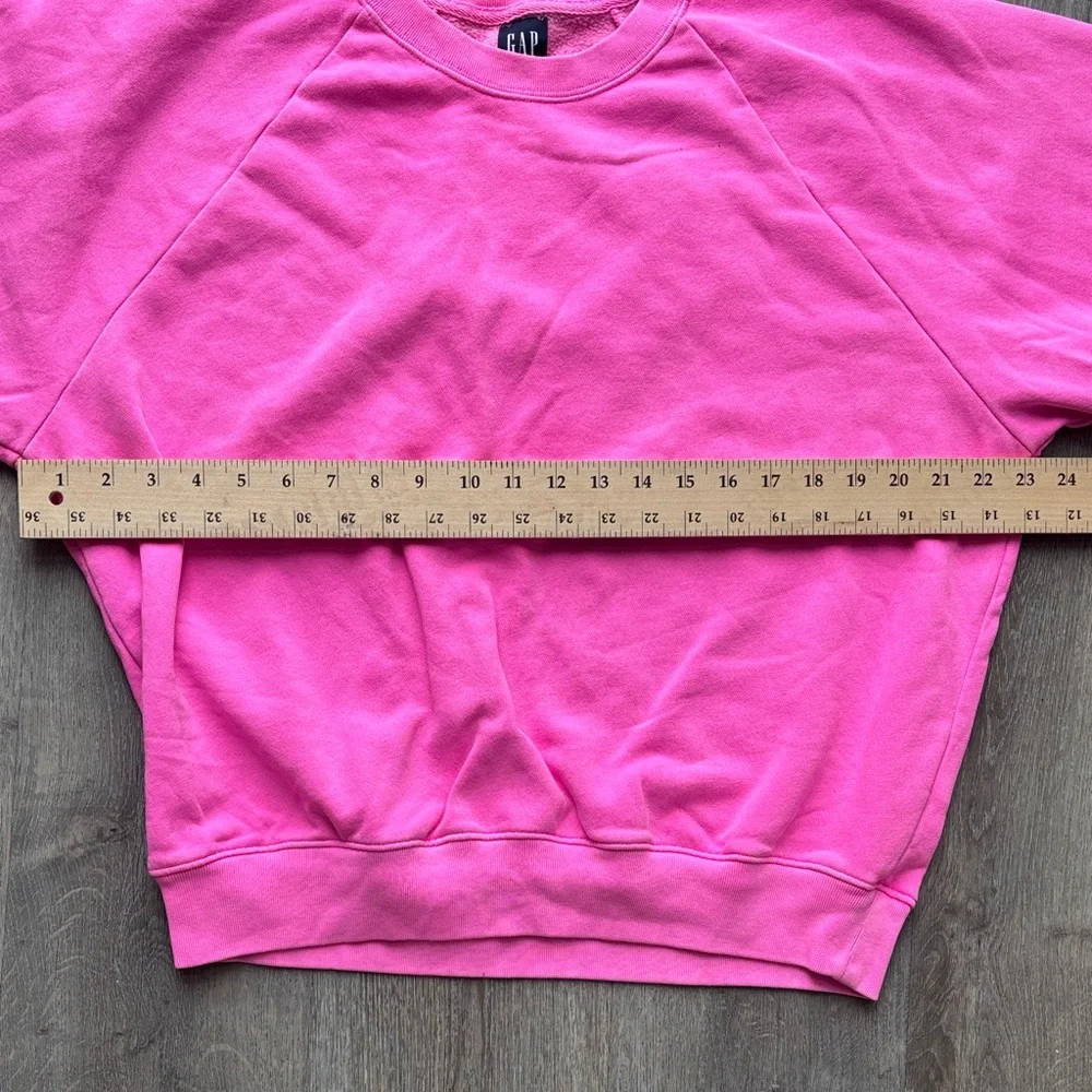 GAP Pink Crewneck Sweatshirt & Jogger Set Size Medium - Picture 3 of 9